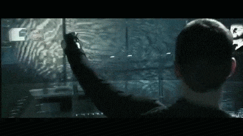 Scena film minority report, controllo dello schermo